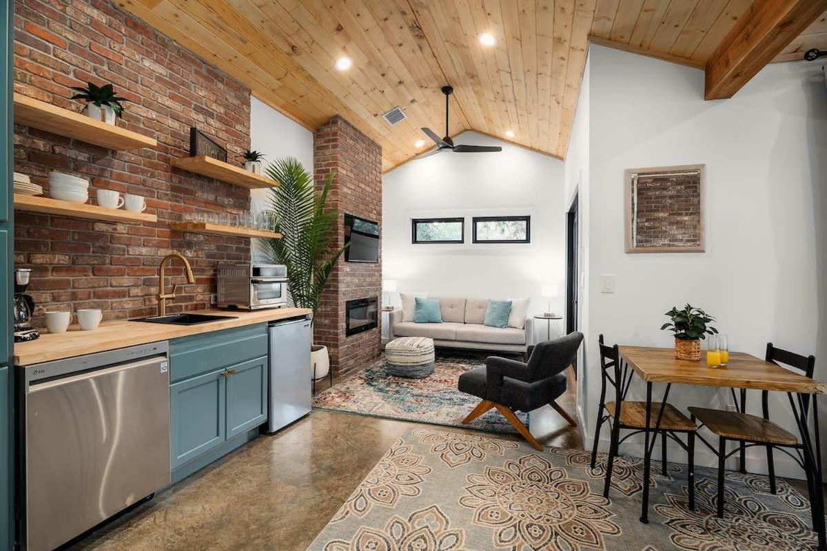 Petit Paradis Studio With Hot Tub Фредериксберг Экстерьер фото