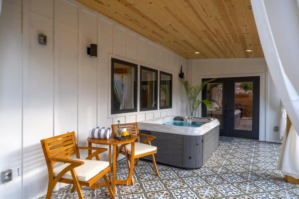 Petit Paradis Studio With Hot Tub Фредериксберг Экстерьер фото